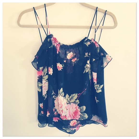 Romantic Strappy Black Pink Rose First Date Top - Picture 2 of 7